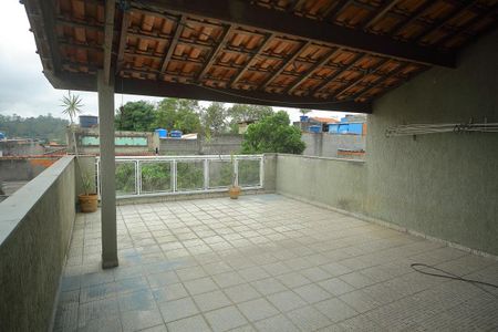 Casa à venda com 318m², 3 quartos e 4 vagas Terraço ( 3º piso )  Fundo 