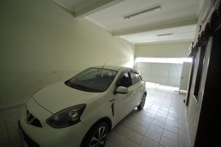 Casa à venda com 318m², 3 quartos e 4 vagasGaragem 