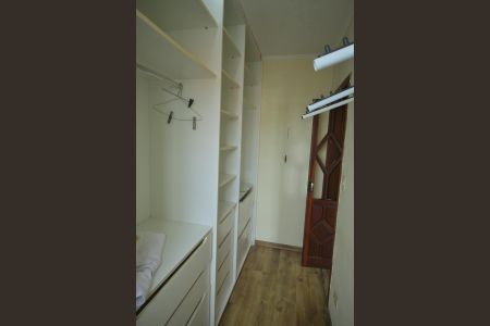 Casa à venda com 318m², 3 quartos e 4 vagasCloset da Suíte 