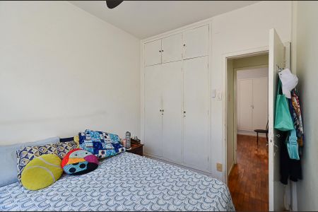 Apartamento à venda com 70m², 3 quartos e 1 vaga Apartamento à venda com 70m², 3 quartos e 1 vagaSuíte