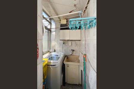 Apartamento à venda com 70m², 3 quartos e 1 vaga Apartamento à venda com 70m², 3 quartos e 1 vagaÁrea de Serviço
