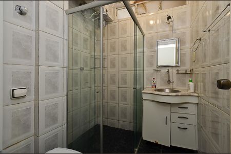 Apartamento à venda com 70m², 3 quartos e 1 vaga Apartamento à venda com 70m², 3 quartos e 1 vagaBanheiro Social