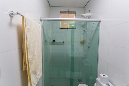 Casa à venda com 290m², 5 quartos e 2 vagas Casa à venda com 290m², 5 quartos e 2 vagasBanheiro Social