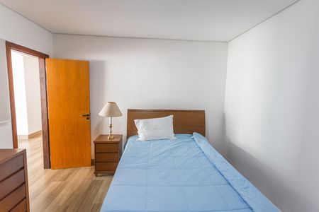 Casa à venda com 290m², 5 quartos e 2 vagas Casa à venda com 290m², 5 quartos e 2 vagasSuíte no Espaço Gourmet