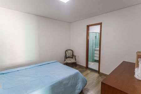 Casa à venda com 290m², 5 quartos e 2 vagas Casa à venda com 290m², 5 quartos e 2 vagasSuíte no Espaço Gourmet