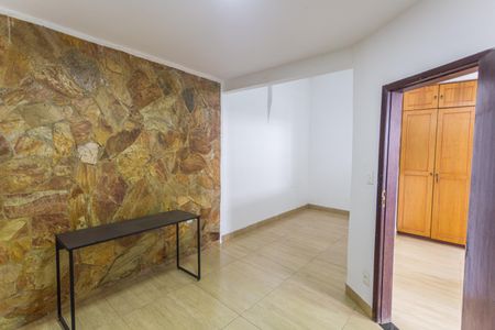 Casa à venda com 290m², 5 quartos e 2 vagas Casa à venda com 290m², 5 quartos e 2 vagasQuarto 2 da Casa de Fundos