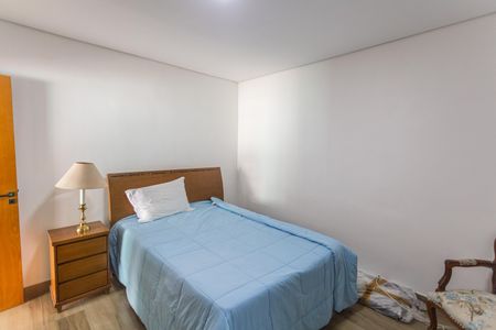 Casa à venda com 290m², 5 quartos e 2 vagas Casa à venda com 290m², 5 quartos e 2 vagasSuíte no Espaço Gourmet