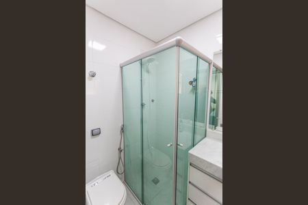 Casa à venda com 290m², 5 quartos e 2 vagas Casa à venda com 290m², 5 quartos e 2 vagasBanheiro da Suíte no Espaço Gourmet
