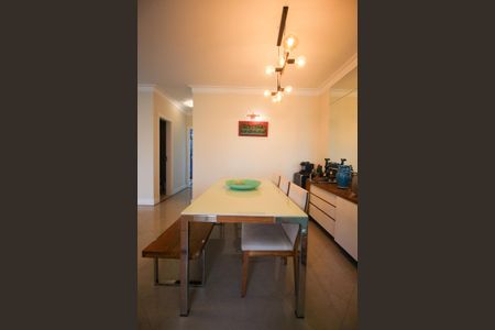 Apartamento à venda com 193m², 3 quartos e 4 vagasSala