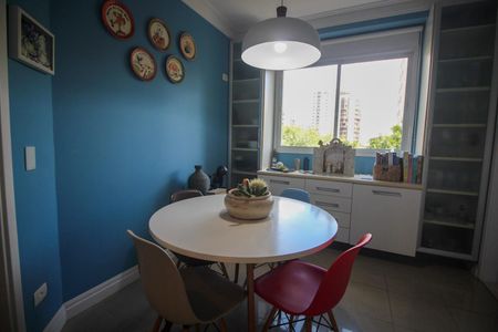 Apartamento à venda com 193m², 3 quartos e 4 vagasCopa