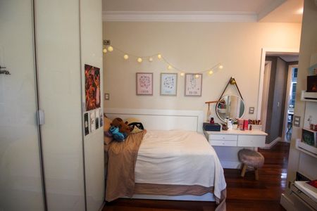 Apartamento à venda com 193m², 3 quartos e 4 vagasSuíte 3