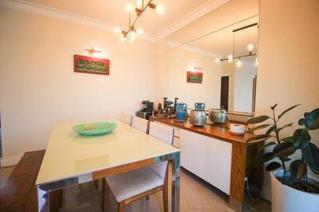 Apartamento à venda com 193m², 3 quartos e 4 vagasSala