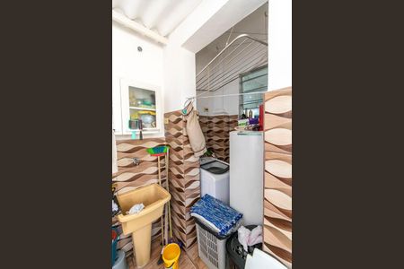 Apartamento à venda com 74m², 2 quartos e sem vagaÁrea de Serviço