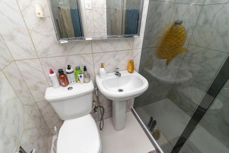 Apartamento à venda com 74m², 2 quartos e sem vagaBanheiro