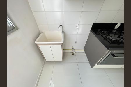 Apartamento para alugar com 50m², 2 quartos e 1 vaga Apartamento para alugar com 50m², 2 quartos e 1 vagaCozinha e Área de Serviço