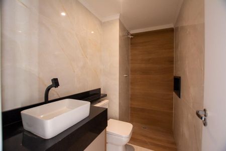 Apartamento à venda com 37m², 2 quartos e sem vaga Apartamento à venda com 37m², 2 quartos e sem vagaBANHEIRO