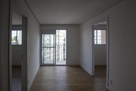 Apartamento à venda com 37m², 2 quartos e sem vaga Apartamento à venda com 37m², 2 quartos e sem vagaSALA