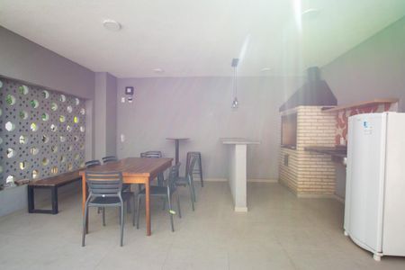 Apartamento à venda com 37m², 2 quartos e sem vaga Apartamento à venda com 37m², 2 quartos e sem vagaCHURRASQUEIRA
