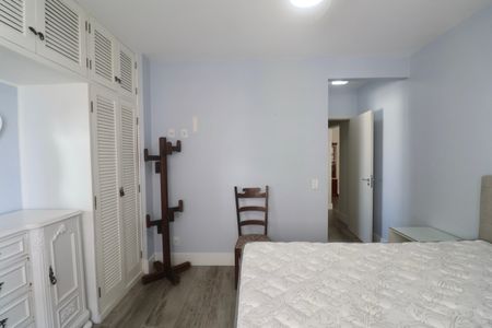 Apartamento para alugar com 140m², 3 quartos e 1 vagaSuíte