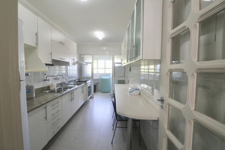 Apartamento para alugar com 140m², 3 quartos e 1 vagaCozinha
