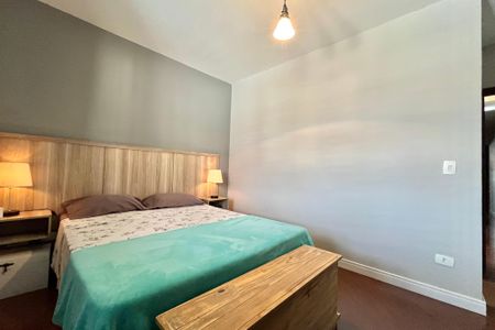 Casa à venda com 156m², 3 quartos e 2 vagas Casa à venda com 156m², 3 quartos e 2 vagasSuite