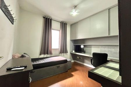 Casa à venda com 156m², 3 quartos e 2 vagas Casa à venda com 156m², 3 quartos e 2 vagasQuarto 2
