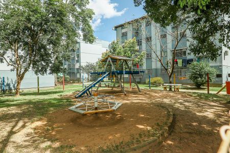 Apartamento para alugar com 73m², 2 quartos e sem vagaÁrea comum - Playground