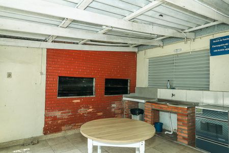 Apartamento para alugar com 73m², 2 quartos e sem vagaÁrea comum - Churrasqueira