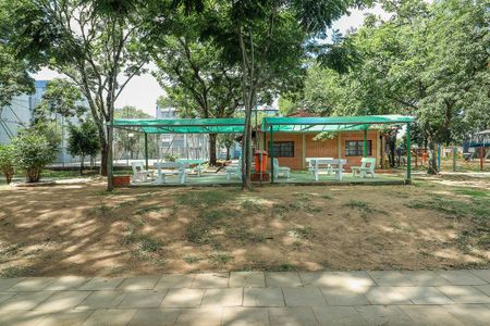 Apartamento para alugar com 73m², 2 quartos e sem vagaÁrea comum