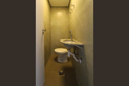 Apartamento para alugar com 103m², 2 quartos e 2 vagasBanheiro de Serviço