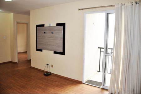 Detalhe - Sala de apartamento para alugar com 2 quartos, 50m² em Vila Cruz das Almas, São Paulo