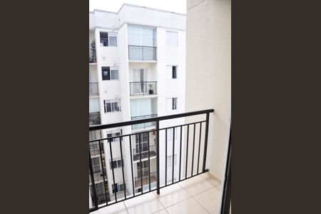 Detalhe - Varanda da Sala de apartamento para alugar com 2 quartos, 50m² em Vila Cruz das Almas, São Paulo