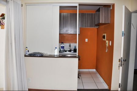 Apartamento para alugar com 50m², 2 quartos e 1 vaga Apartamento para alugar com 50m², 2 quartos e 1 vagaDetalhe - Cozinha Americana