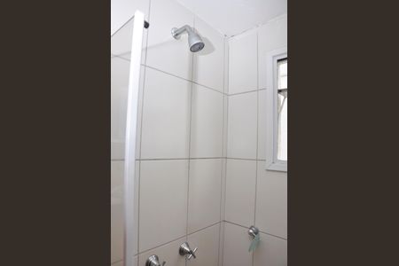 Apartamento para alugar com 50m², 2 quartos e 1 vaga Apartamento para alugar com 50m², 2 quartos e 1 vagaDetalhe - Banheiro Social