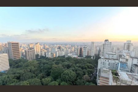 Apartamento à venda com 32m², 1 quarto e sem vaga Apartamento à venda com 32m², 1 quarto e sem vagaFoto 02
