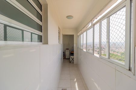 Apartamento à venda com 83m², 2 quartos e 1 vaga Apartamento à venda com 83m², 2 quartos e 1 vagaÁrea de Serviço