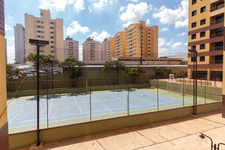 Apartamento para alugar com 75m², 3 quartos e 2 vagasVISTA DA ÁREA DE SERVIÇO