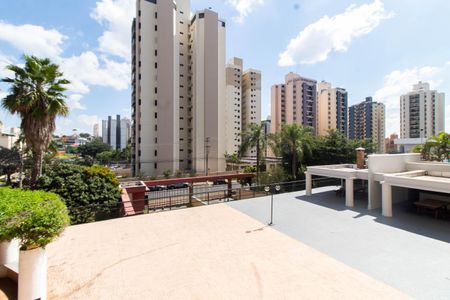 Apartamento para alugar com 75m², 3 quartos e 2 vagasVISTA DO QUARTO 2