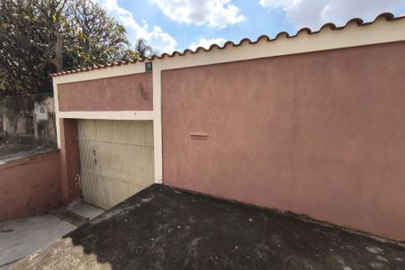 Casa para alugar com 60m², 2 quartos e sem vagaFachada