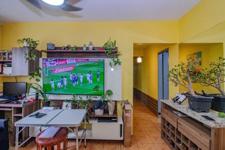 Sala de apartamento à venda com 3 quartos, 74m² em Jardim Itu, Porto Alegre