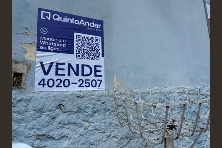 Casa à venda com 140m², 2 quartos e 2 vagasFachada