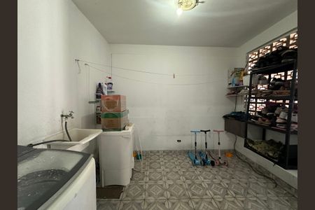 Casa à venda com 140m², 2 quartos e 2 vagasÁrea de Serviço