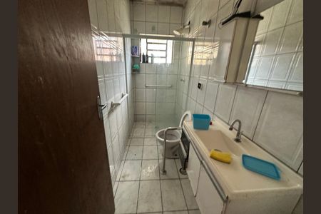 Casa à venda com 140m², 2 quartos e 2 vagasBanheiro