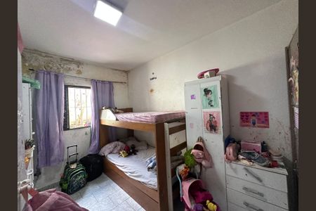 Quarto 2 de casa à venda com 2 quartos, 140m² em Vila Pouso Alegre, Barueri