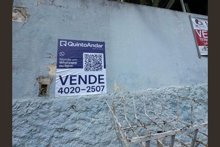 Casa à venda com 140m², 2 quartos e 2 vagasFachada
