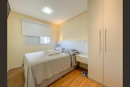 Apartamento à venda com 80m², 2 quartos e 2 vagasSuíte