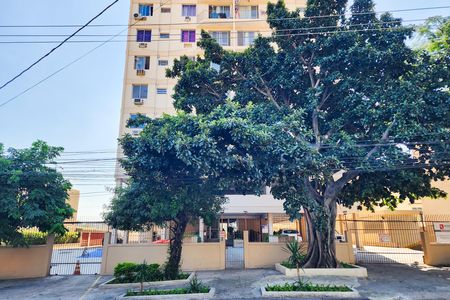 Apartamento à venda com 64m², 2 quartos e 1 vaga Apartamento à venda com 64m², 2 quartos e 1 vagaFachada do Condomínio