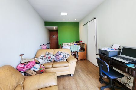 Apartamento à venda com 64m², 2 quartos e 1 vaga Apartamento à venda com 64m², 2 quartos e 1 vagaSala
