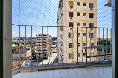 Apartamento à venda com 64m², 2 quartos e 1 vaga Apartamento à venda com 64m², 2 quartos e 1 vagaVaranda