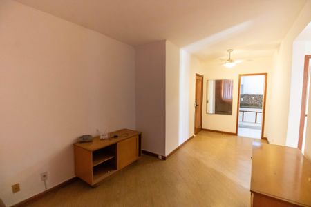 Apartamento para alugar com 60m², 2 quartos e 1 vagaSala